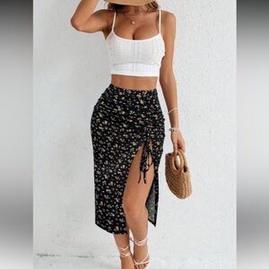 Rebecca Minkoff Romy Midi Floral Garden Print
Chiffon Ruched Skirt 0 XS